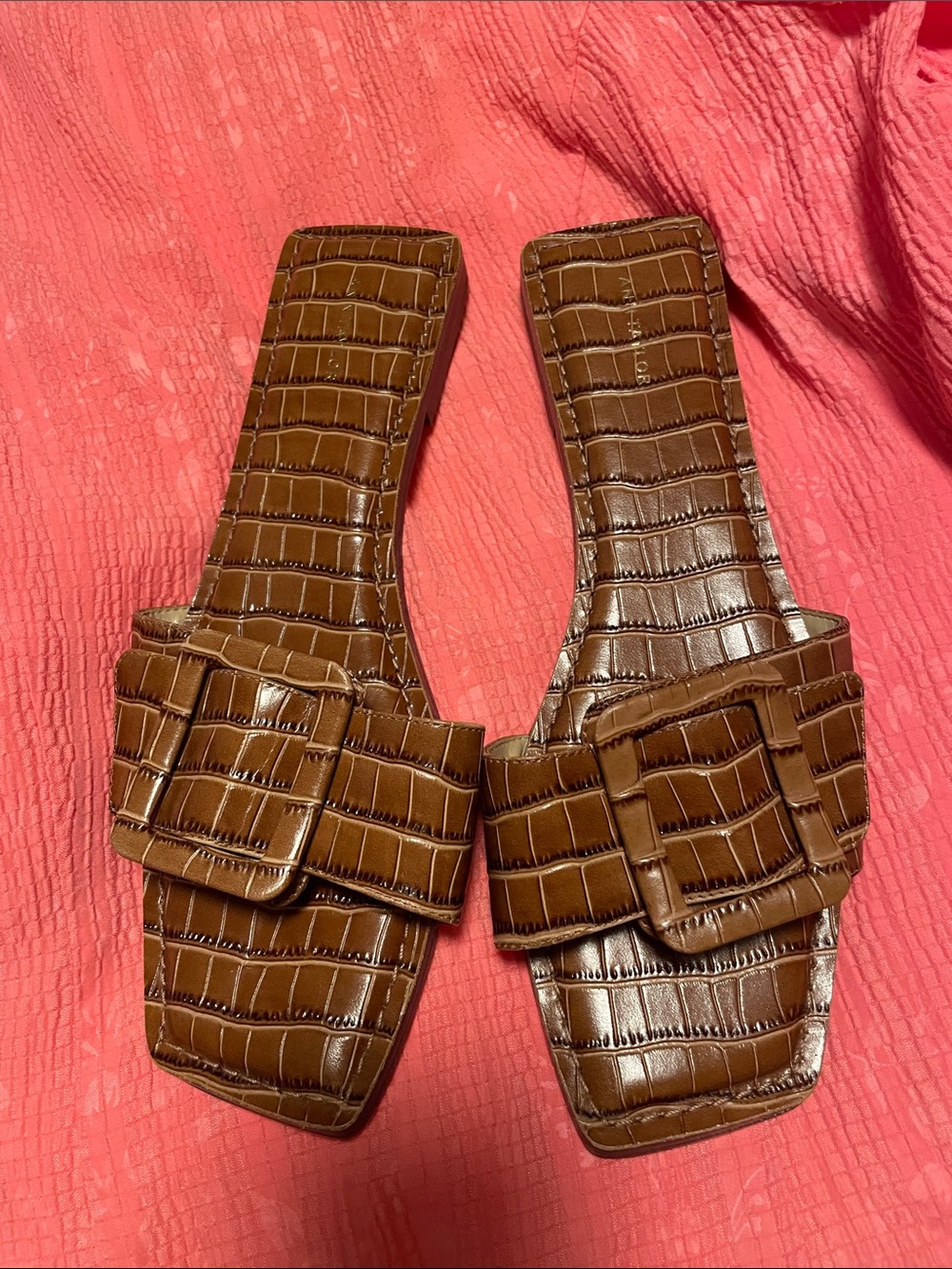 Ann Taylor Brown Croc-Embossed Slide Sandals